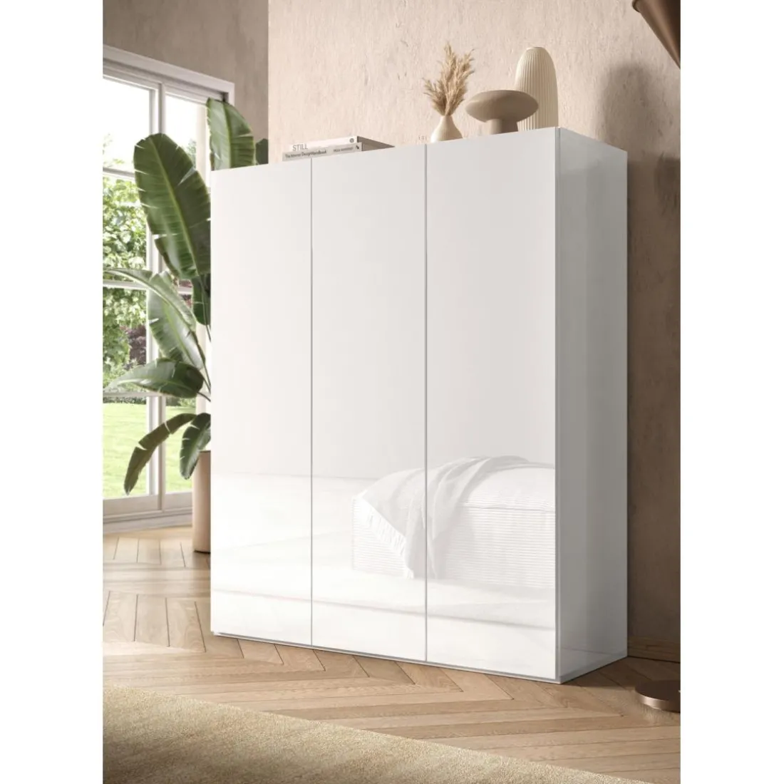 Armoire derangement 3 portes 8 étagères reglable