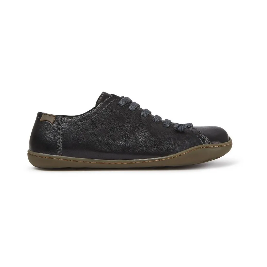 Basket basse Peu noir en cuir