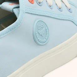 Baskets LOLA bleu ciel