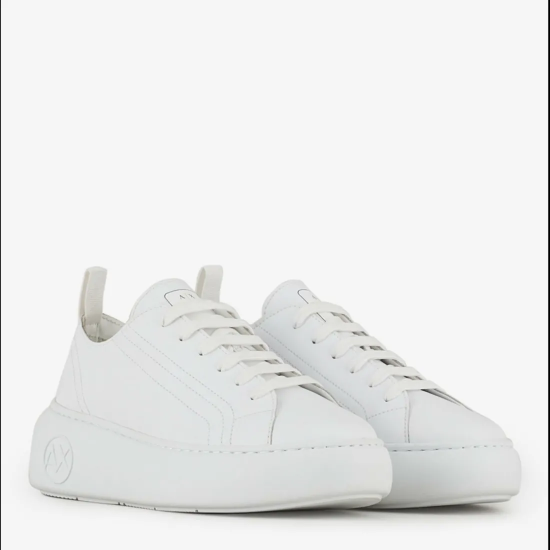Basktets femme en cuir blanc