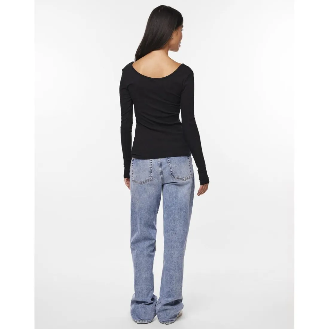 Blouse manches longues col rond noir
