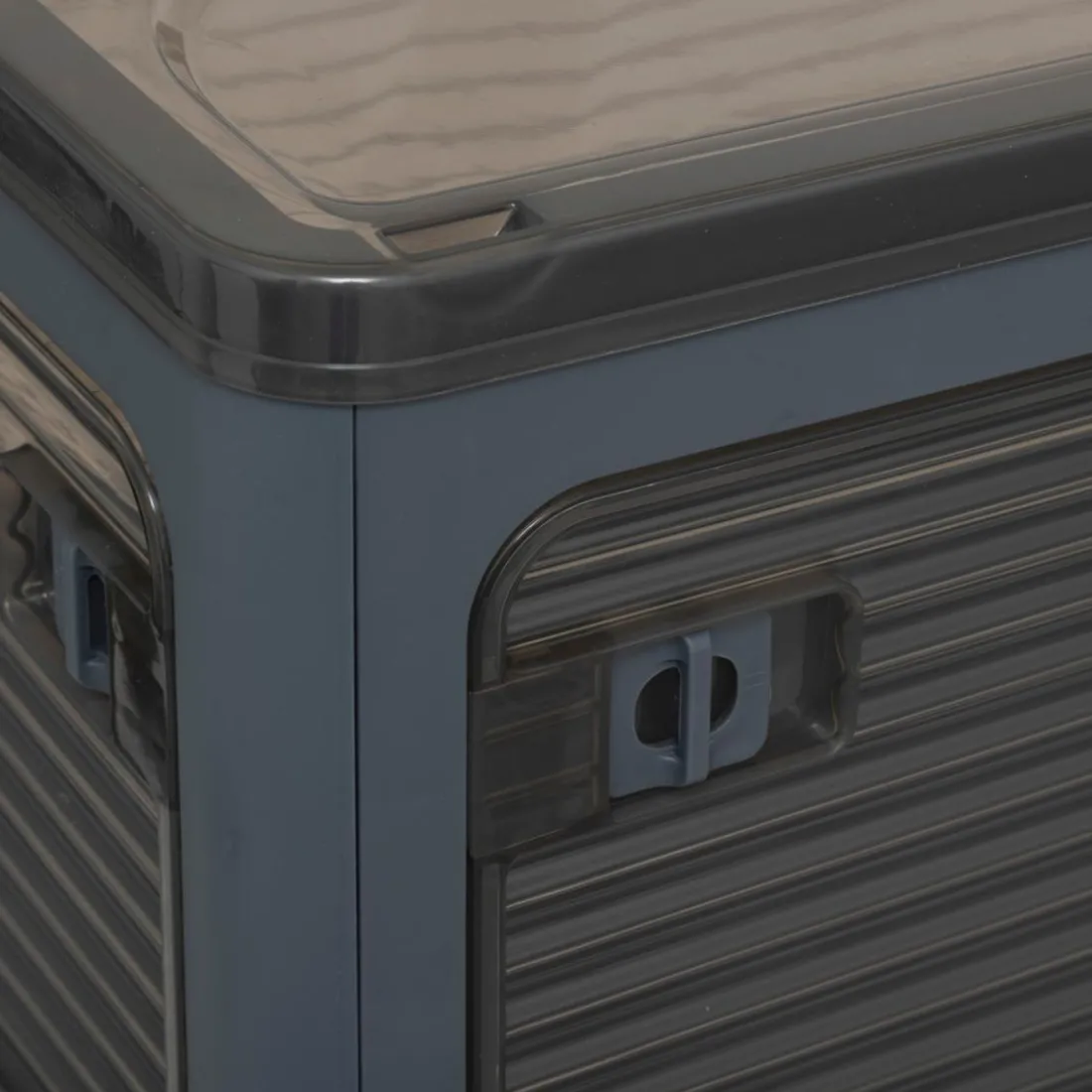 Boîte de rangement pliable en plastique
