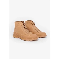 Bottines à semelles crantées camel
