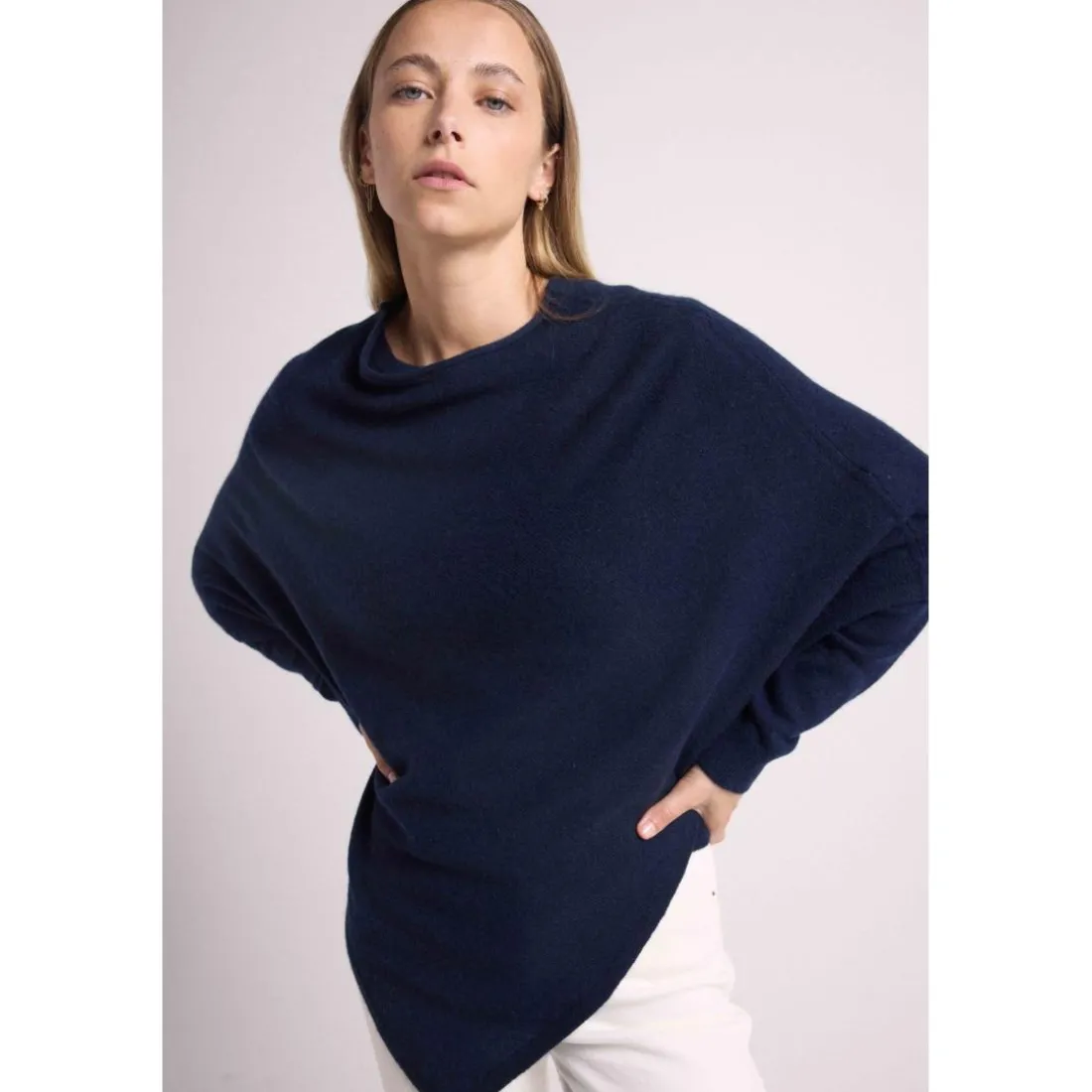 Cape poncho femme ZARINA en cachemire bleu marine