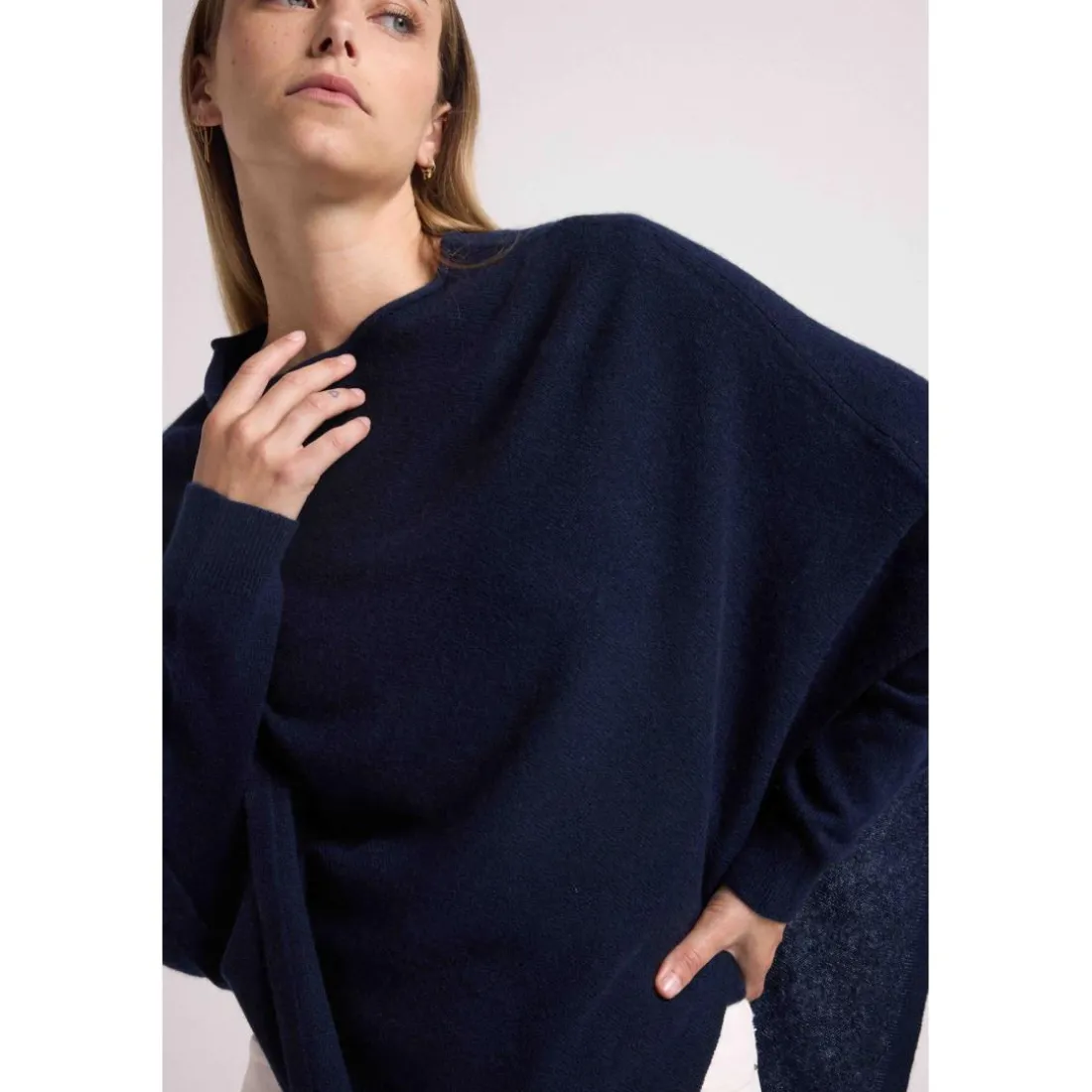 Cape poncho femme ZARINA en cachemire bleu marine