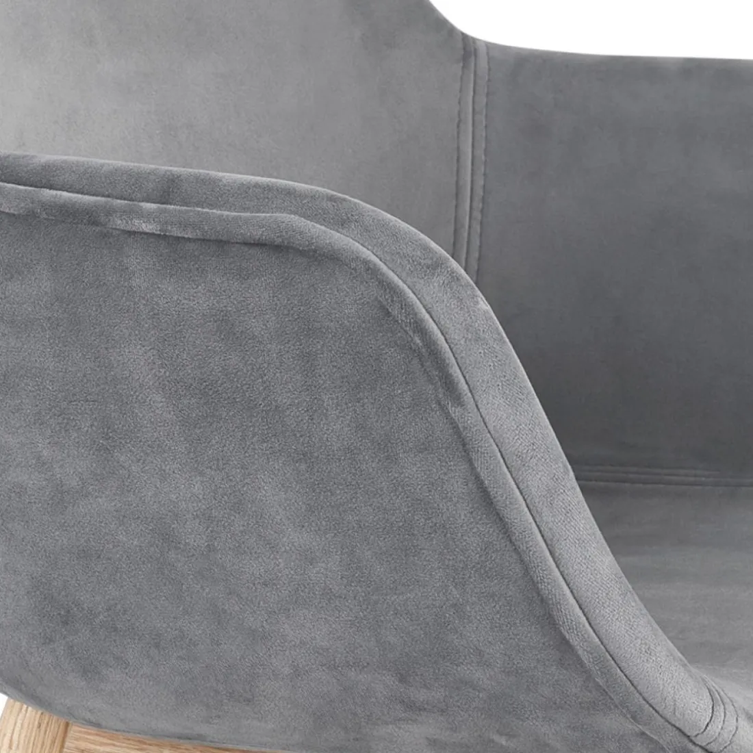 Chaise avec accoudoirs 'FRIDA' en velours gris et pieds en bois naturel