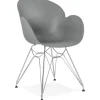 Chaise moderne 'UNAMI' grise en matière plastique avec pieds en métal chromé