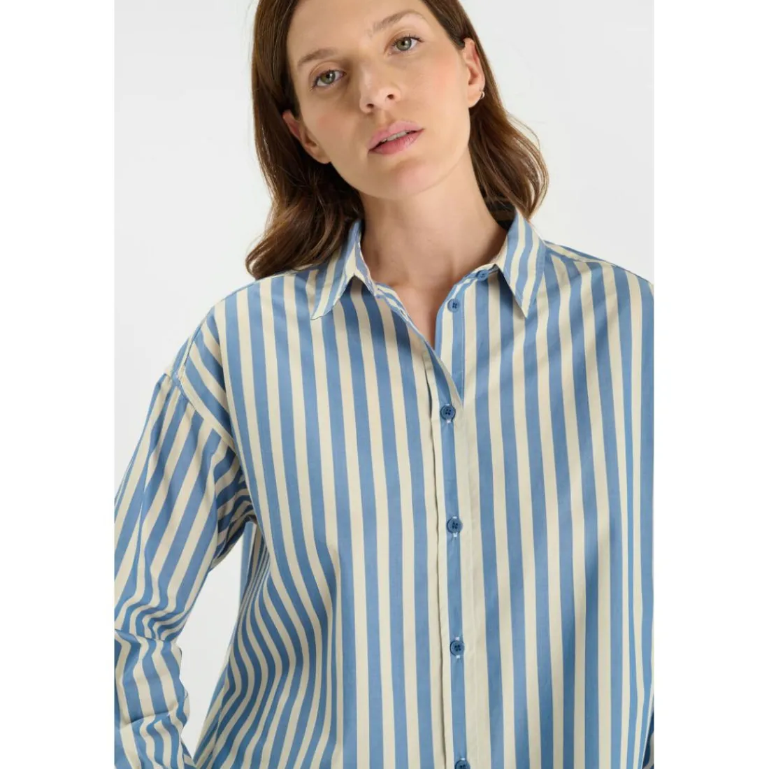 Chemise bleue Ava bleu ciel en coton