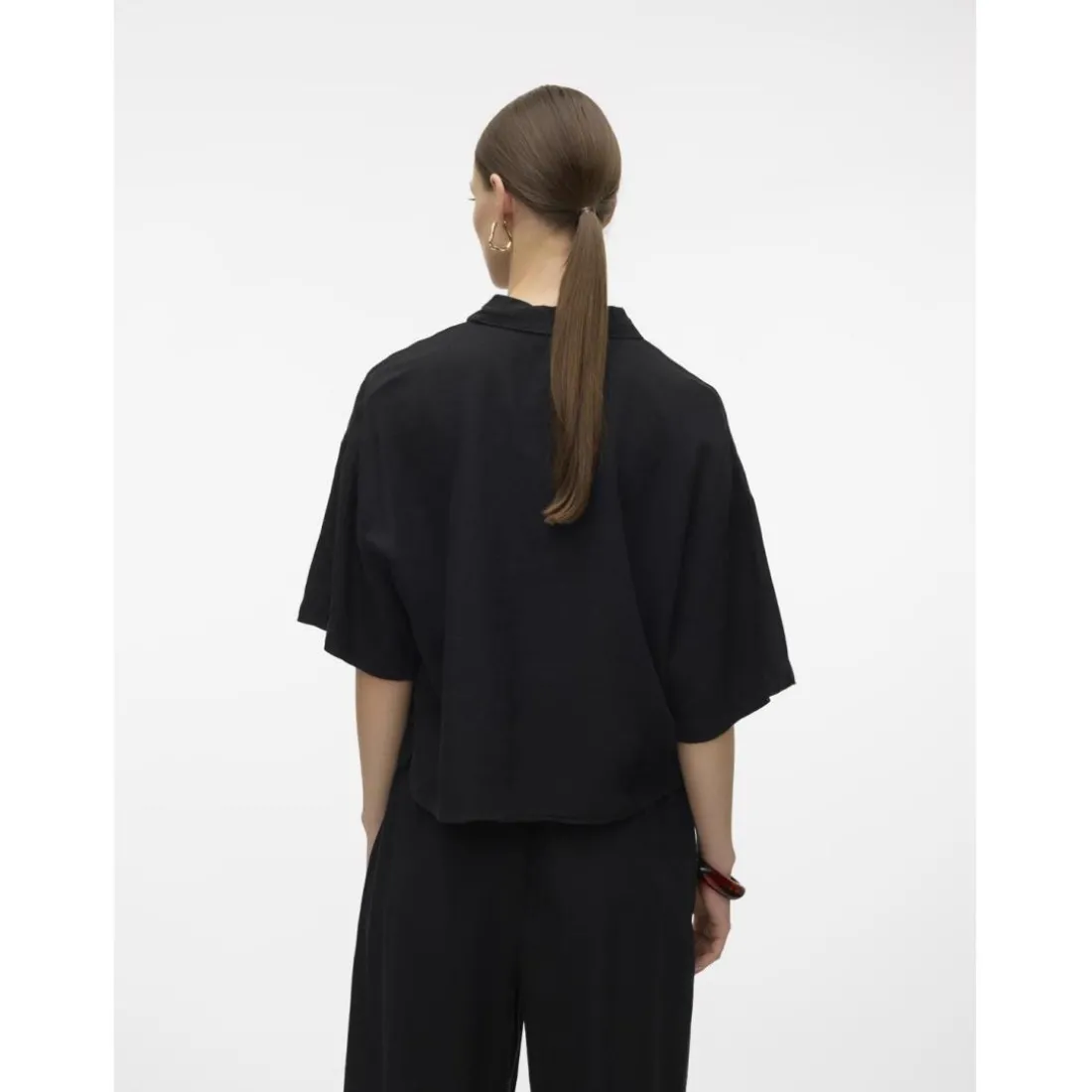 Chemise fermeture par bouton col chemise manches larges manches 2/4 noir en lin Opal