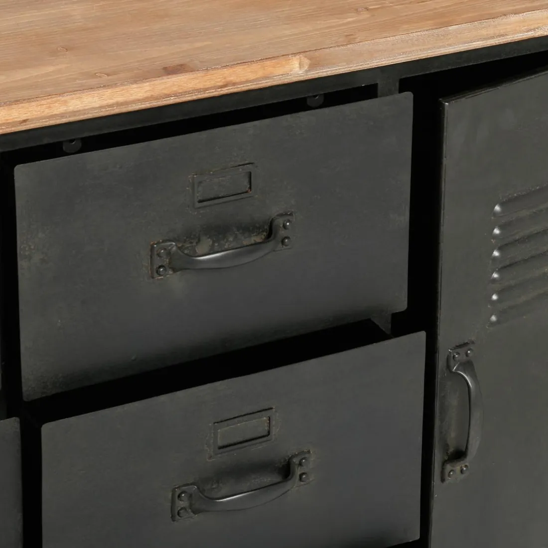 Commode en métal noir
