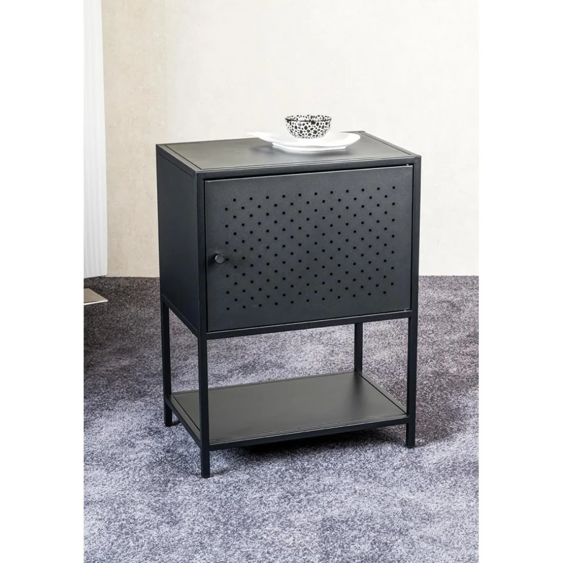 Console en métal avec étagère et porte noir