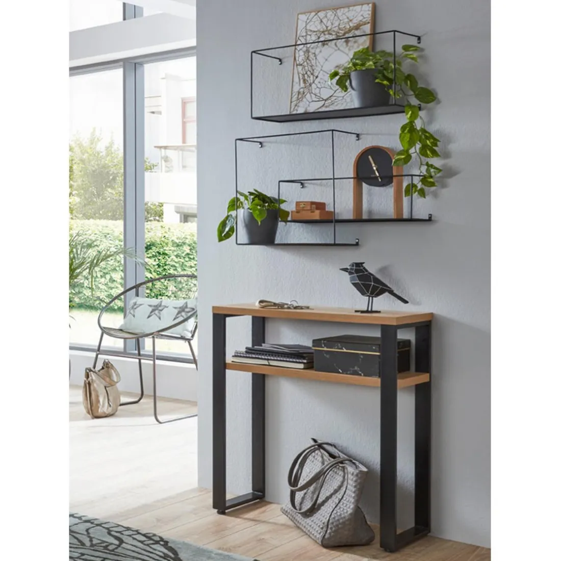 Console en métal noir et plateaux décor chêne