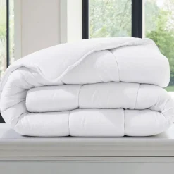 Couette Légère Antiacarien Blanche