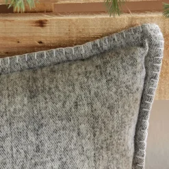 Coussin en coton HORS PISTE 40 x 90 - gris claire