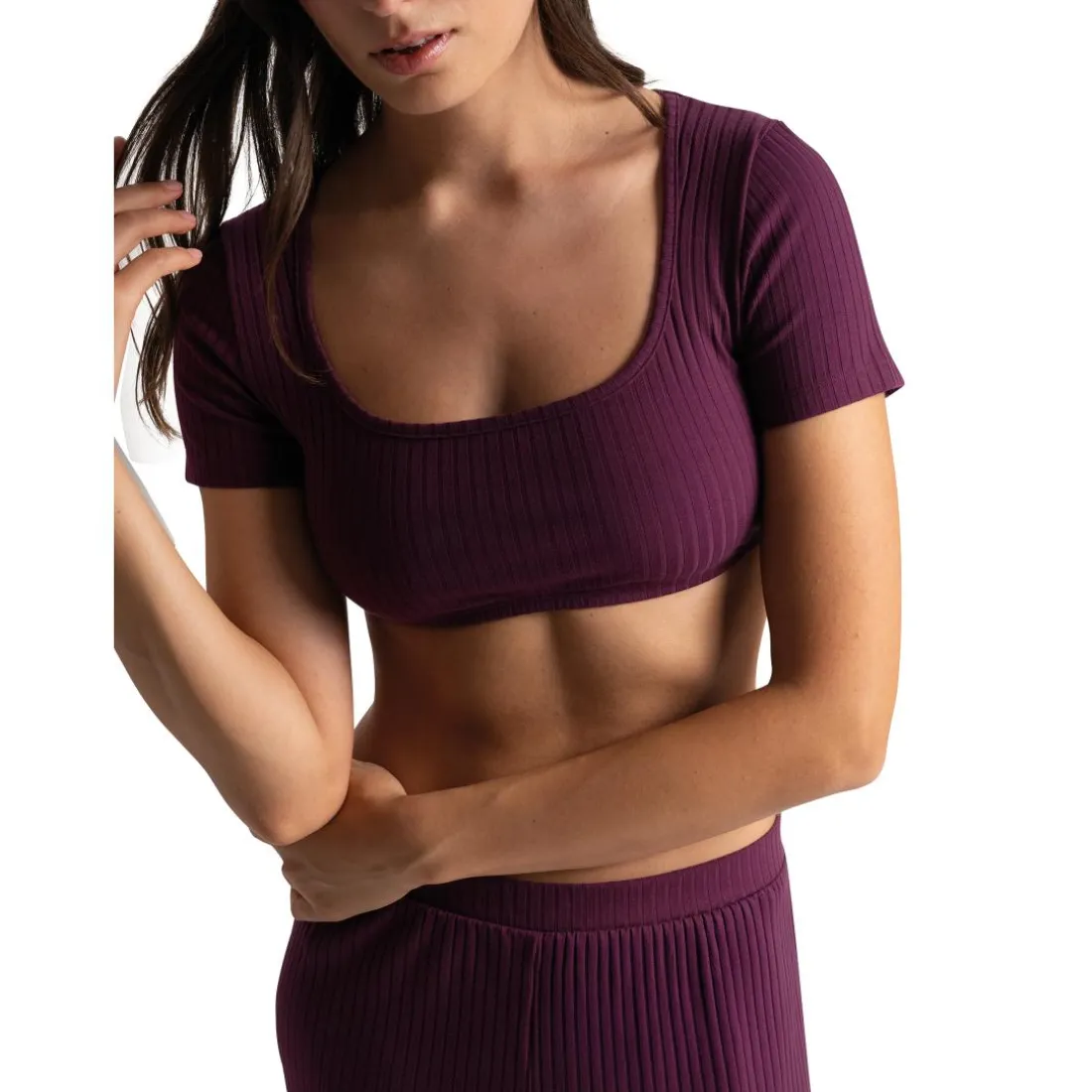 Crop-top manches courtes violet
