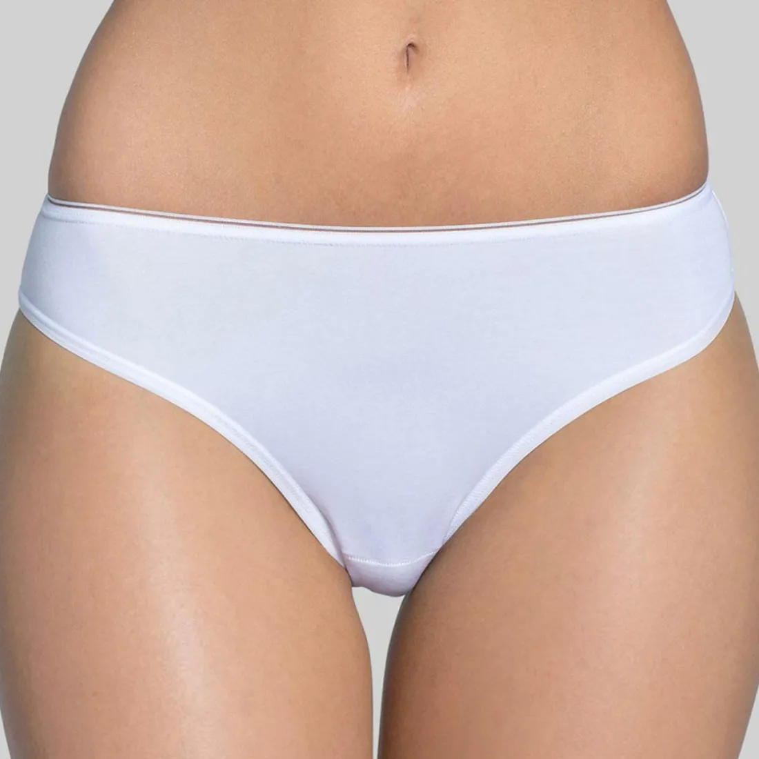 Culotte brésilienne blanche