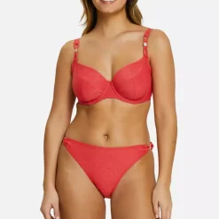 Culotte de bain rouge