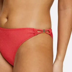Culotte de bain rouge