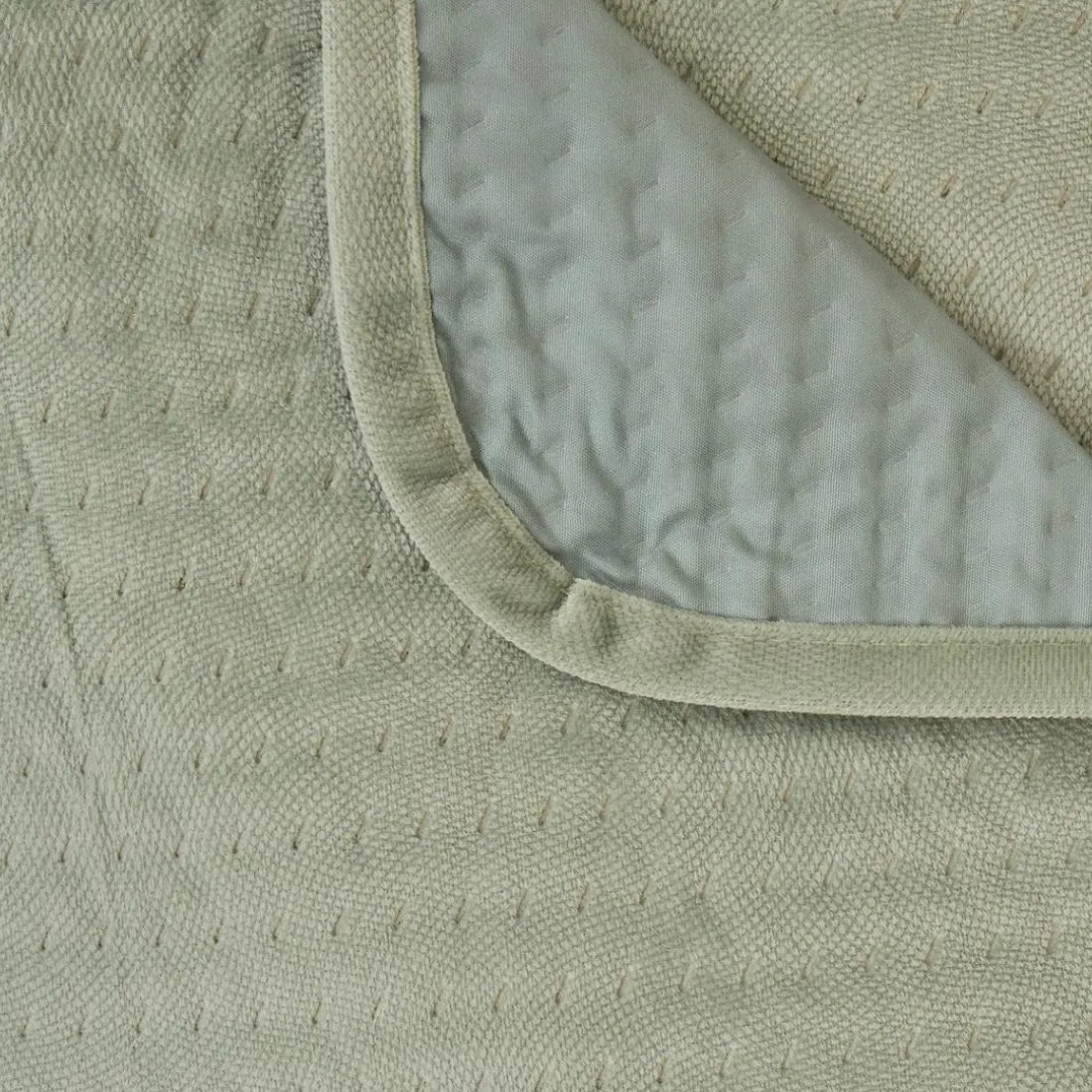 Dessus de lit Lilou 260x240cm - vert céladon