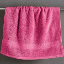 Drap de bain en coton 420g/m² CLAIRE personnalisable rose framboise