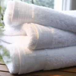 Drap de bain micro-coton 600 gr/m² uni Ivoire