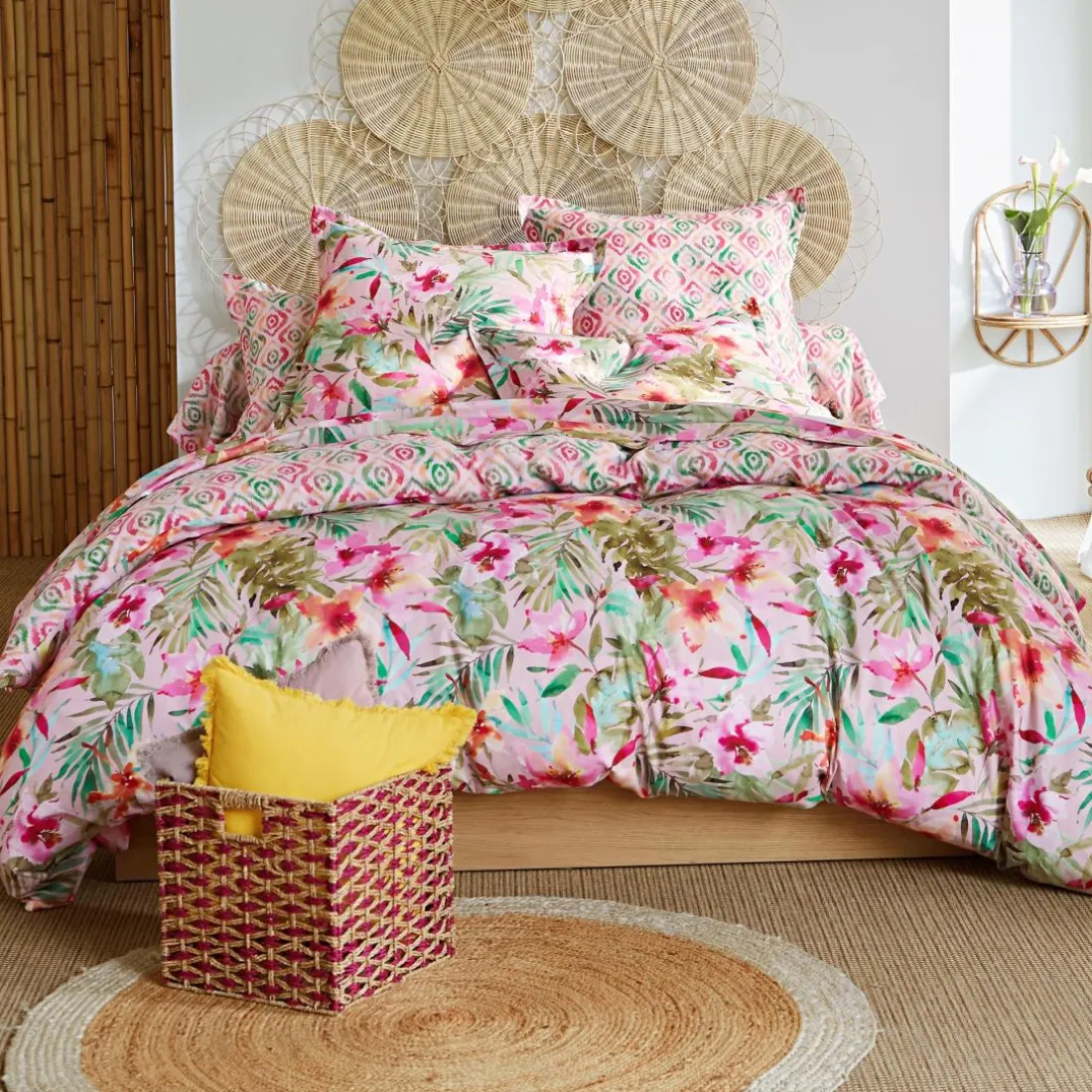 Drap plat en coton VIBRANTE motif fleurs exotiques multicolore