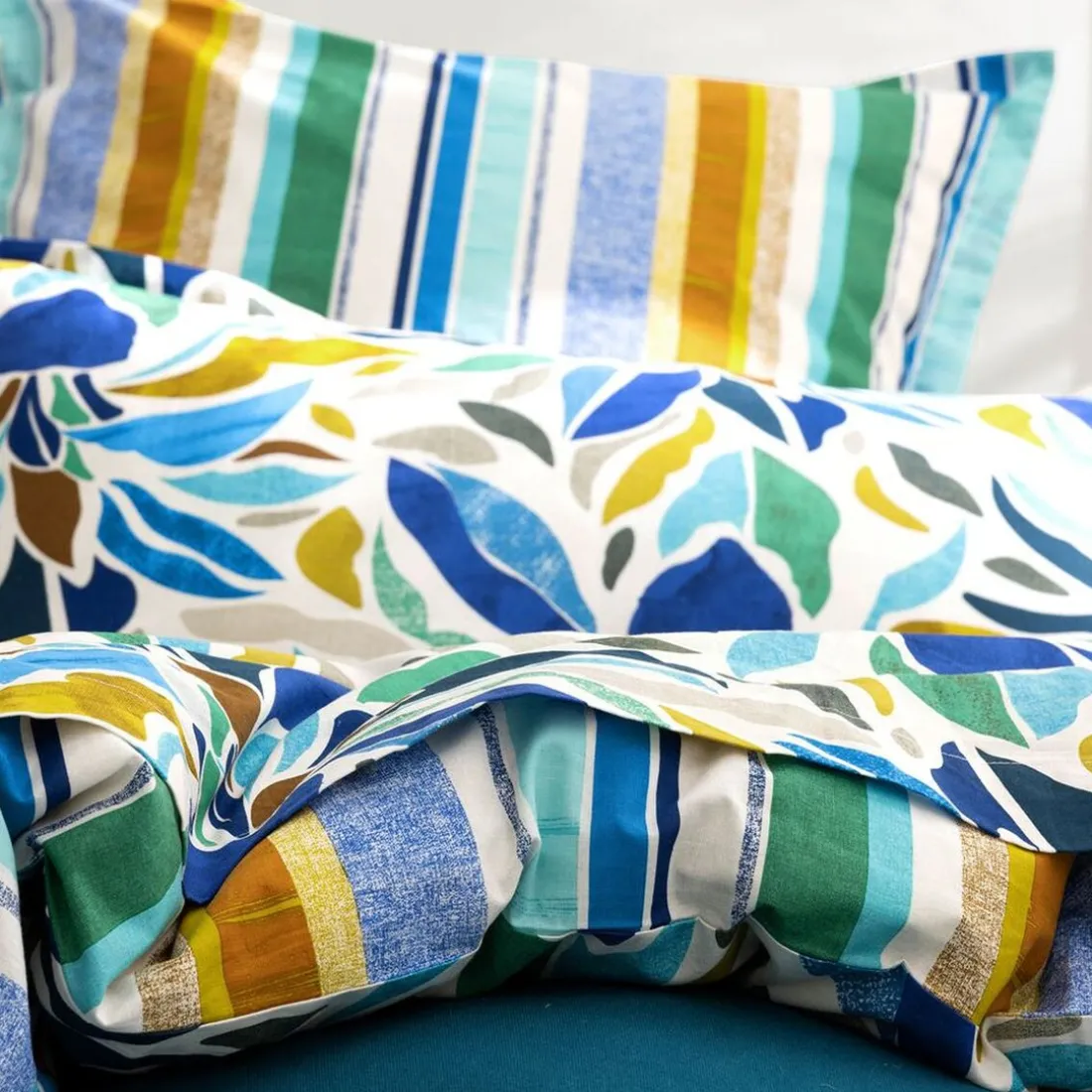 Drap plat fleurs multicolores FESTIVE