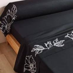 Drap plat grandes fleurs brodéesSUZON noir