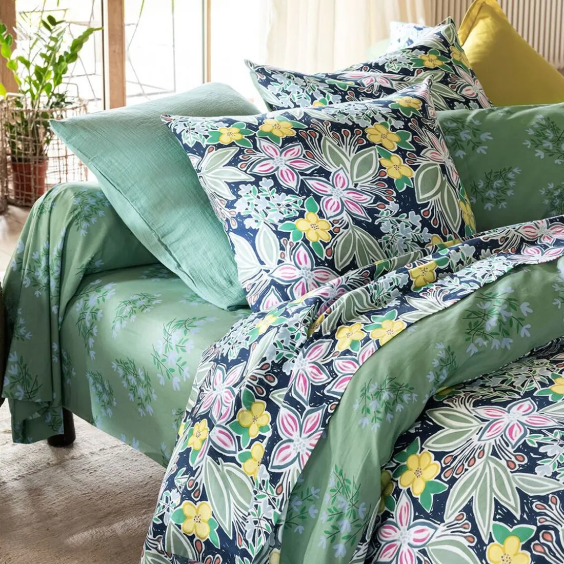 Drap plat motif fleurs CUEILLETTE multicolore