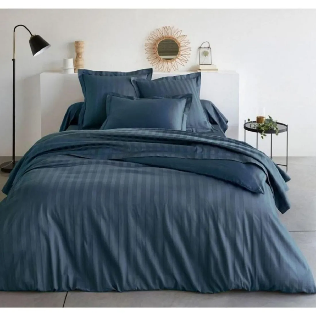 Drap plat uni satin de coton TERTIO® - Bleu Indigo