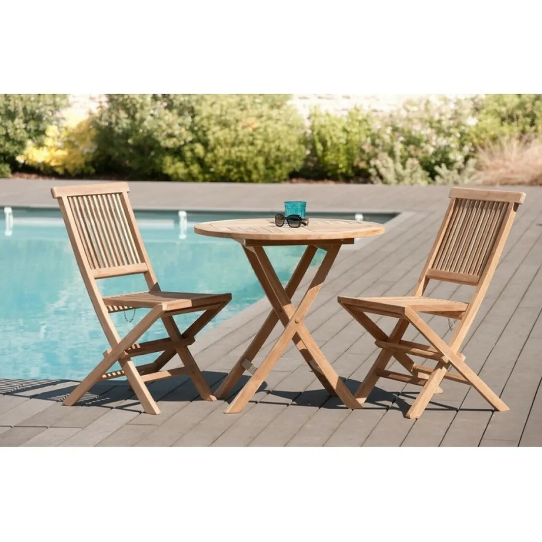 Ensemble table ronde 2 chaises pliantes en teck massif