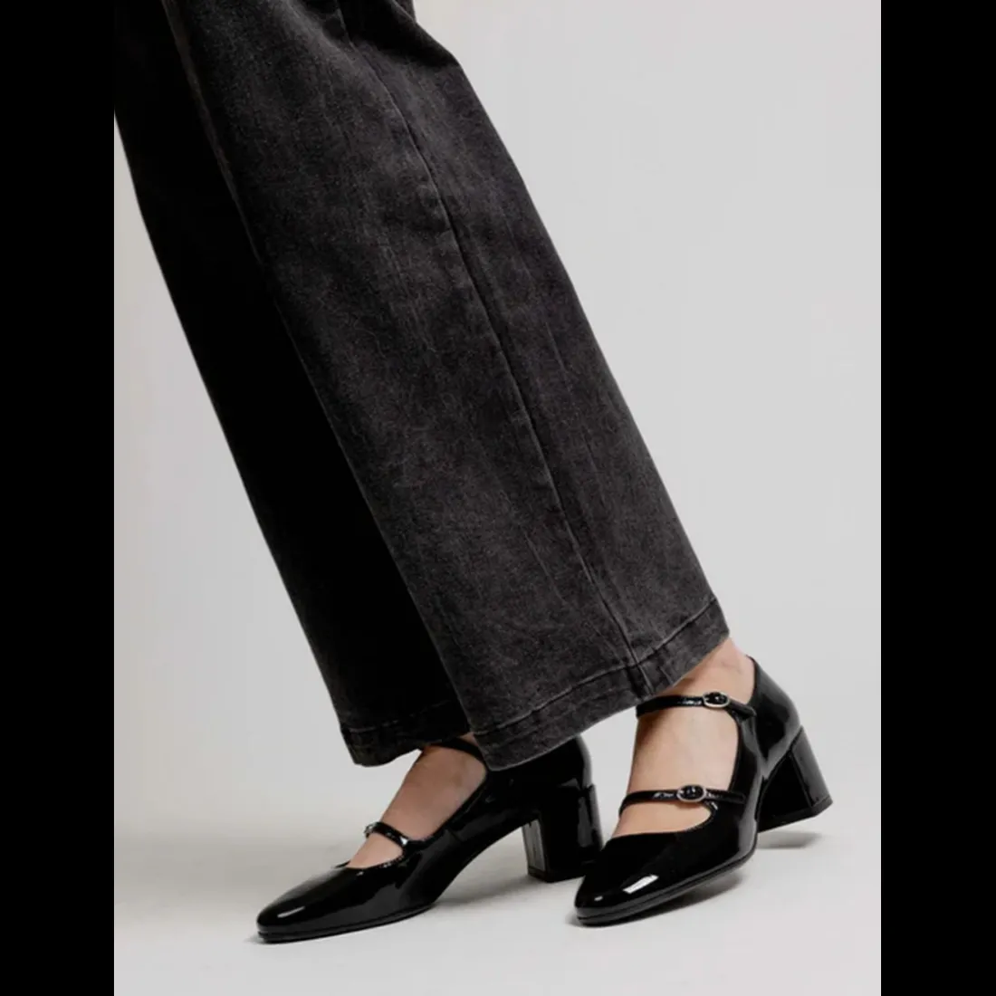 Escarpins femme en Cuir PIVOINE Noir Vernis