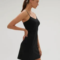 Fond de robe Noir