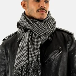 Foulard NESSA noir en cachemire Joey