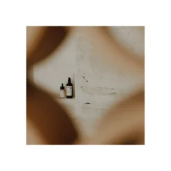 Huile démaquillante lactée