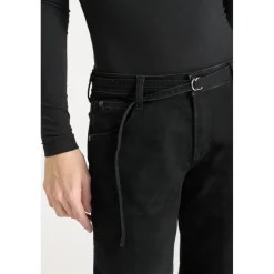 jean droit noir Tess