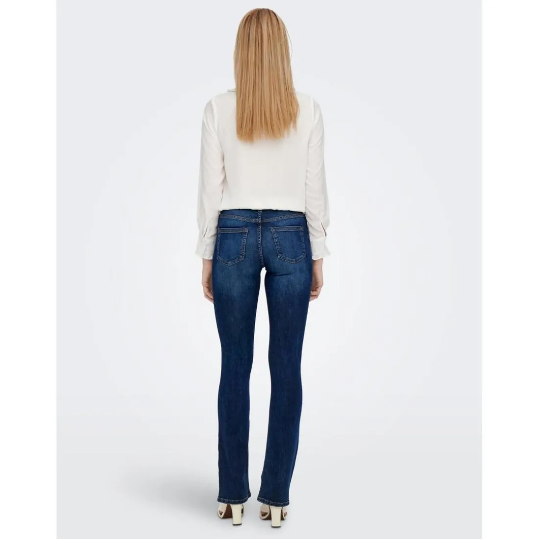 Jean flared bleu en coton Vera