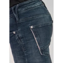 Jeans ajusté 600/17, longueur 34 bleu Karl en coton