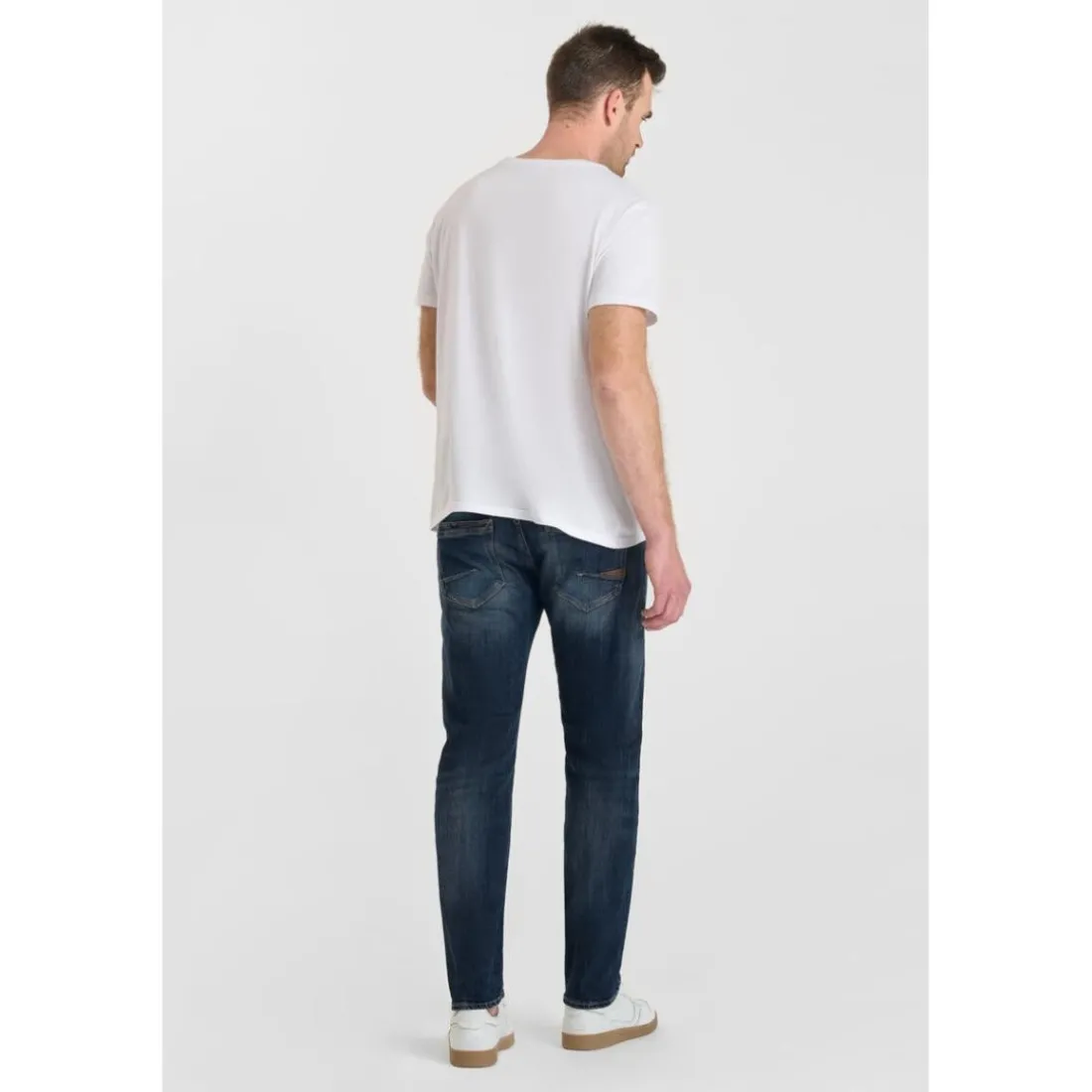 Jeans ajusté stretch 700/11, longueur 34 bleu Wade
