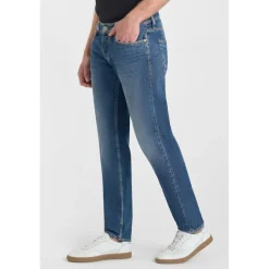 Jeans ajusté stretch 700/11, longueur 34 bleu en coton Micah