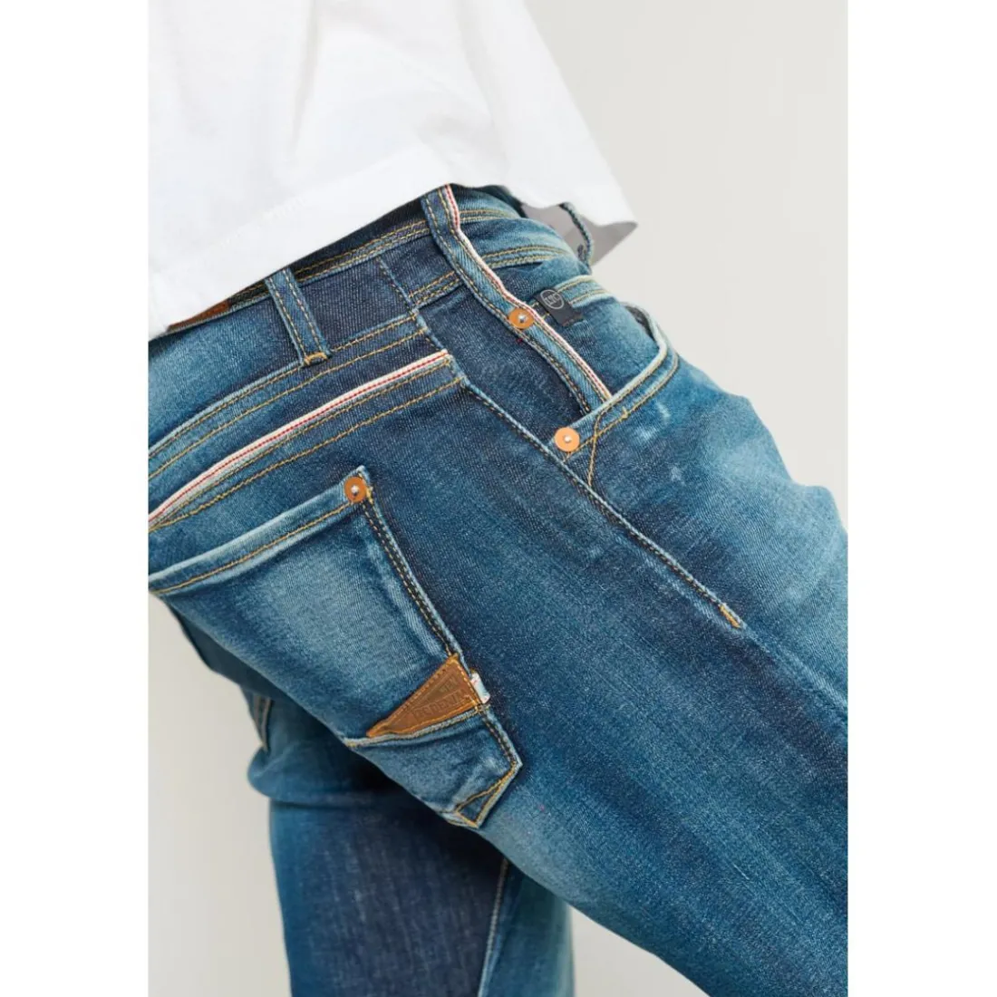 Jeans ajusté stretch 700/11, longueur 34 bleu Sammy en coton