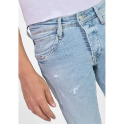 Jeans ajusté stretch 700/11, longueur 34 bleu Tate