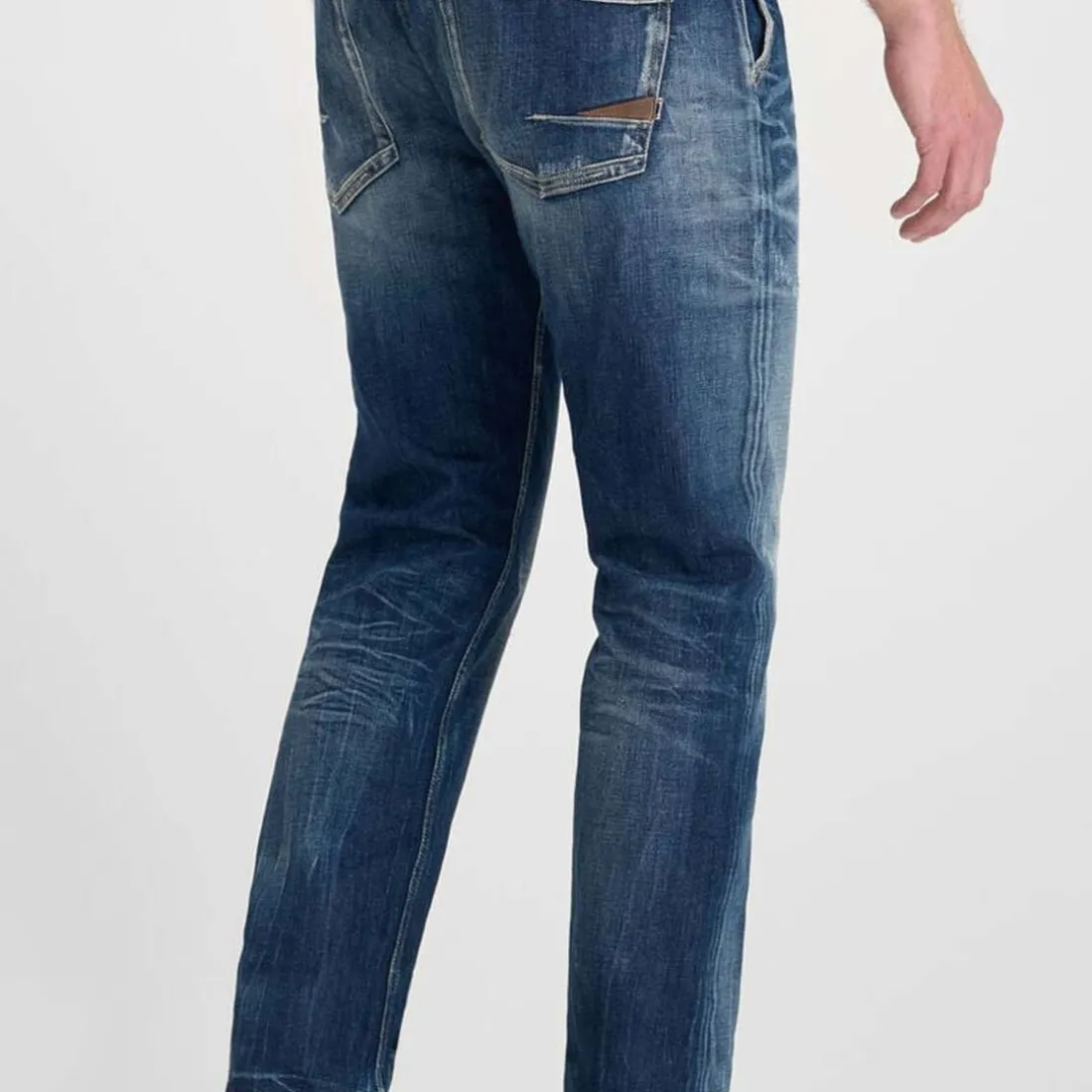 Jeans ajusté stretch 700/11, longueur 34 bleu Oak