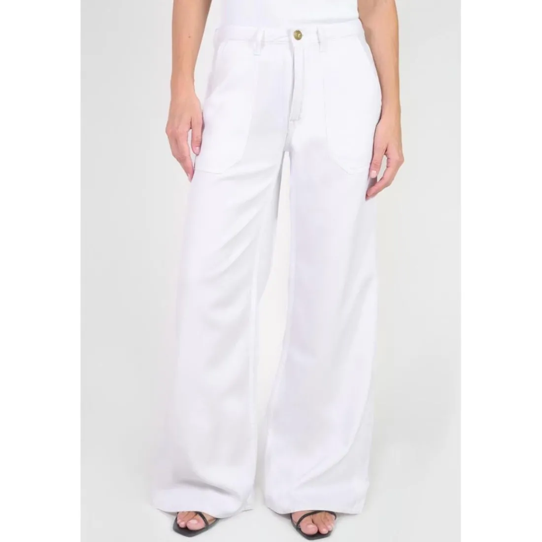 Jeans flare, très évasé , longueur 34 blanc Queen