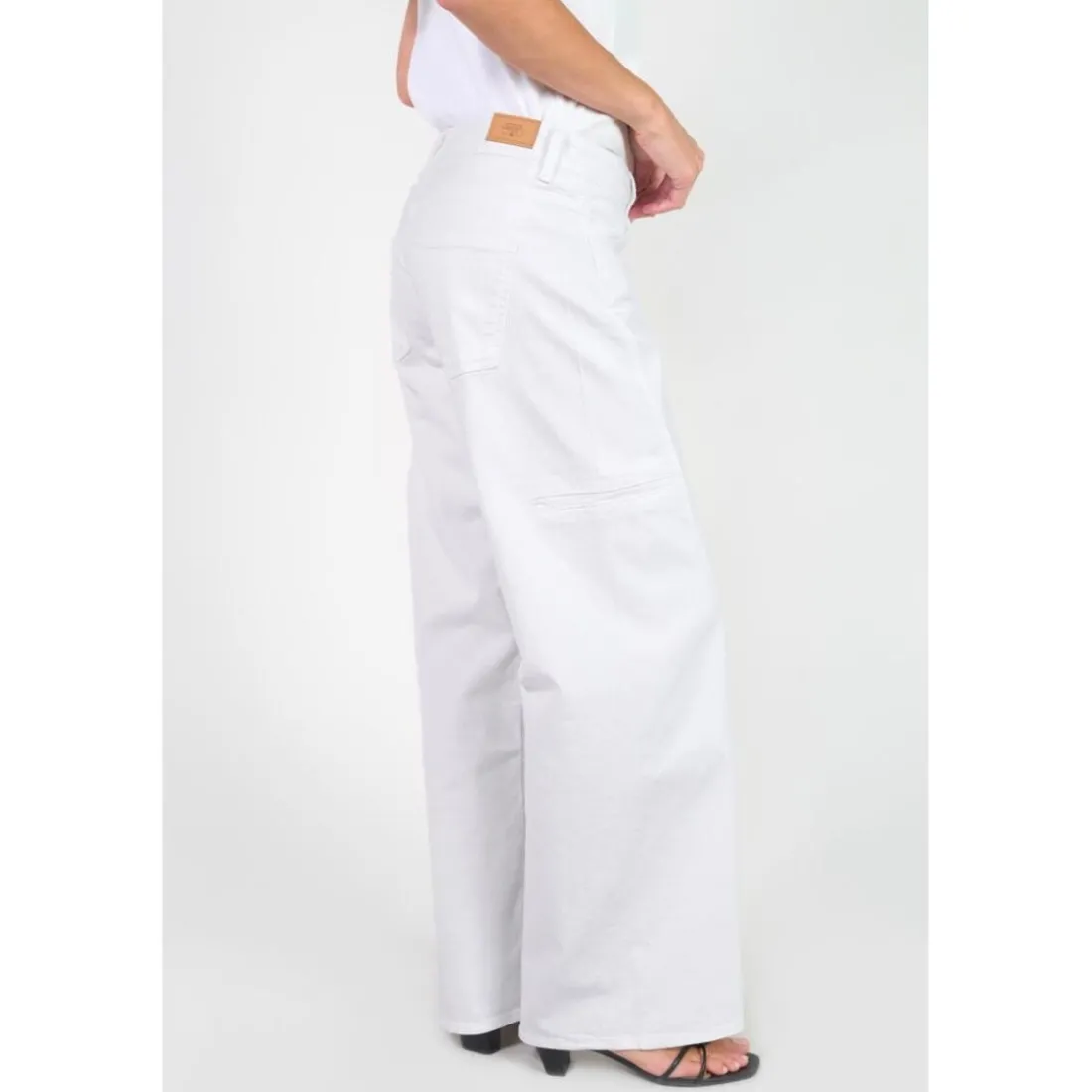 Jeans flare, très évasé , longueur 34 blanc Lara