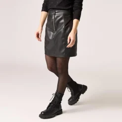 Jupe courte droite noir en simili