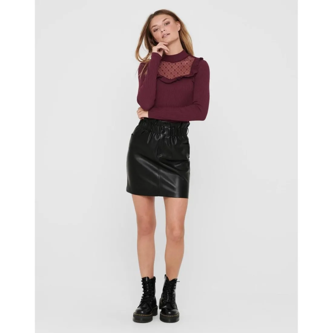 Jupe en simili-cuir Ceinture élastiquée Longueur mini noir