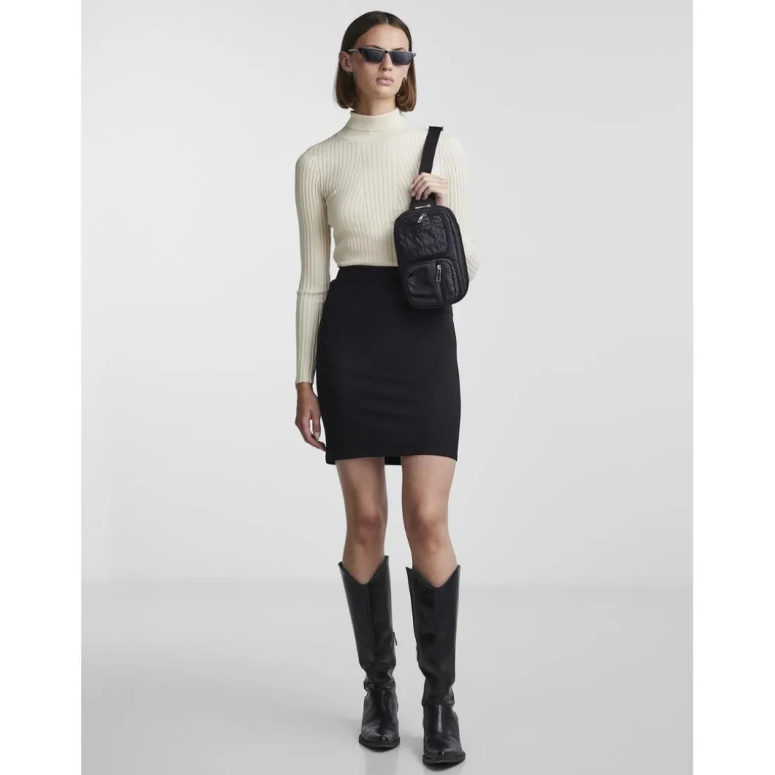 Jupe midi crayon noir