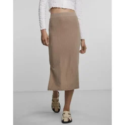 Jupe midi en maille marron