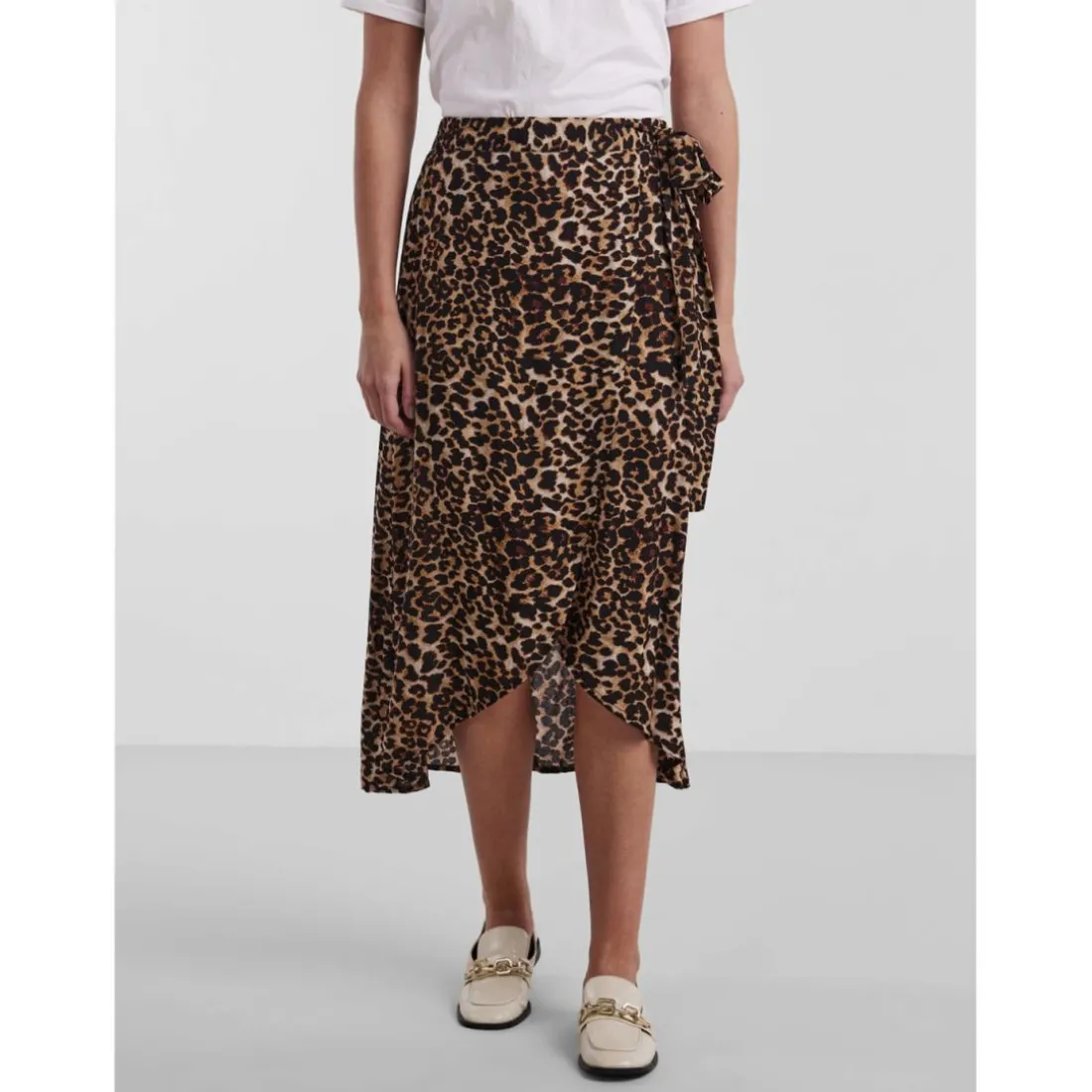 Jupe midi portefeuille marron en viscose